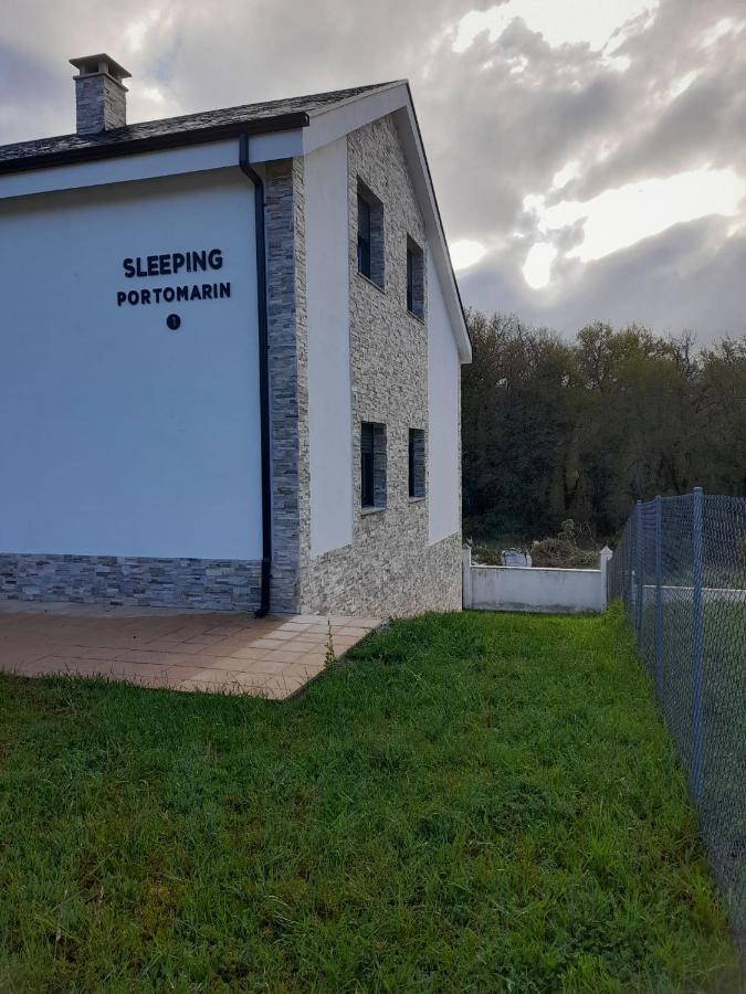 Sleeping Portomarin 1 Hotel Exterior photo
